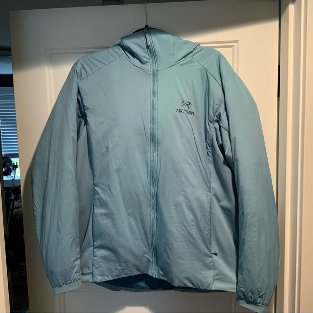 Arc’teryx Atom jacket woman’s large